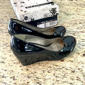 CL by Laundry Black Patent size 6